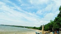 Komunitas Honda BR-V Peduli Lingkungan Pantai Komunitas Honda BR-V Peduli Lingkungan Pantai