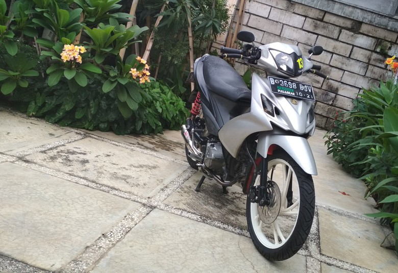 Suzuki Shogun Axelo R Ini Menolak Punah Suzuki Shogun Axelo R Ini Menolak Punah