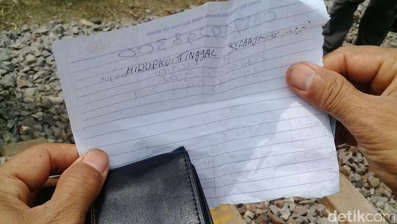 Tabrak KA, Korban Tinggalkan Kertas Hidupku Tinggal Selangkah Tabrak KA, Korban Tinggalkan Kertas Hidupku Tinggal Selangkah