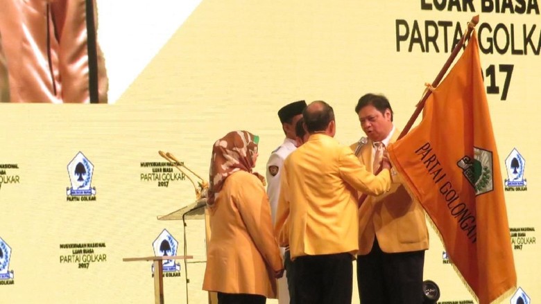 Airlangga soal Revitalisasi: Banyak Titipan sampai Kantong Tak Cukup Airlangga soal Revitalisasi: Banyak Titipan sampai Kantong Tak Cukup