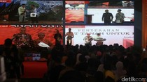 Lewat Sambungan Video, Jokowi Bagikan Sertifikat Tanah di 5 Daerah