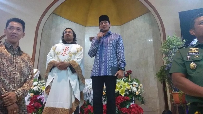 Ucapkan Selamat Natal, Sandi Berniat Temui Ahok Ucapkan Selamat Natal, Sandi Berniat Temui Ahok