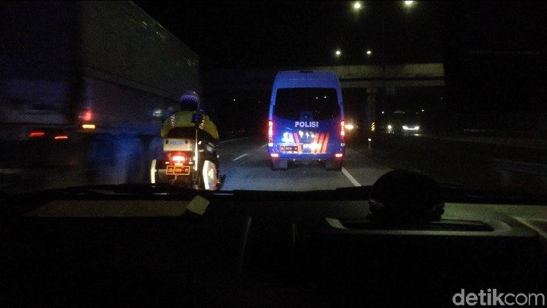 Pantau Arus Balik, Kakorlantas Tinjau Tol Cipali Malam Ini