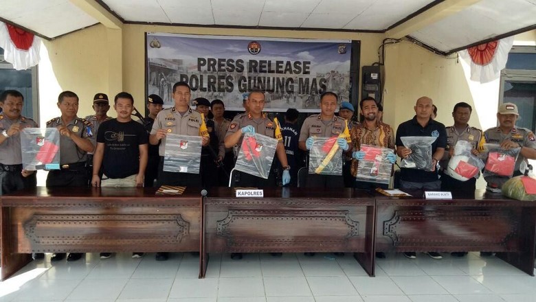 Kerap Dikasari, Wanita Ini Sewa Pembunuh Habisi Nyawa Pacarnya Kerap Dikasari, Wanita Ini Sewa Pembunuh Habisi Nyawa Pacarnya