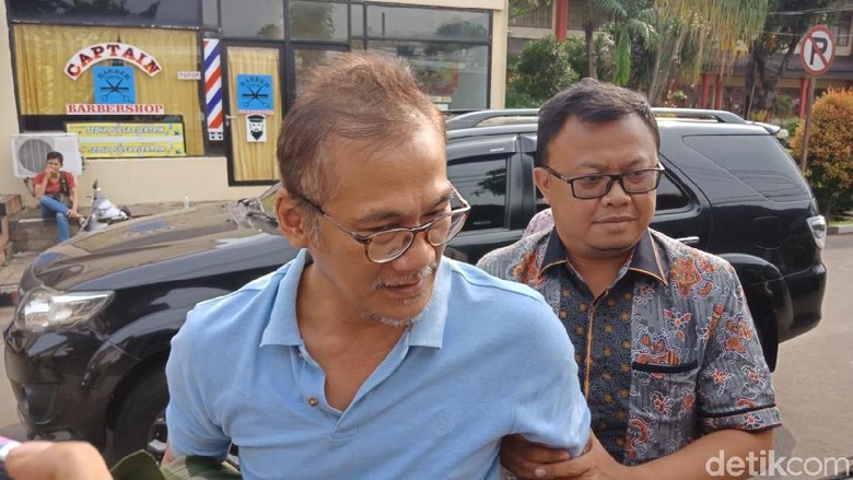 Tio Pakusadewo Jalani Rehab, Proses Hukum Tetap Berlanjut Tio Pakusadewo Jalani Rehab, Proses Hukum Tetap Berlanjut
