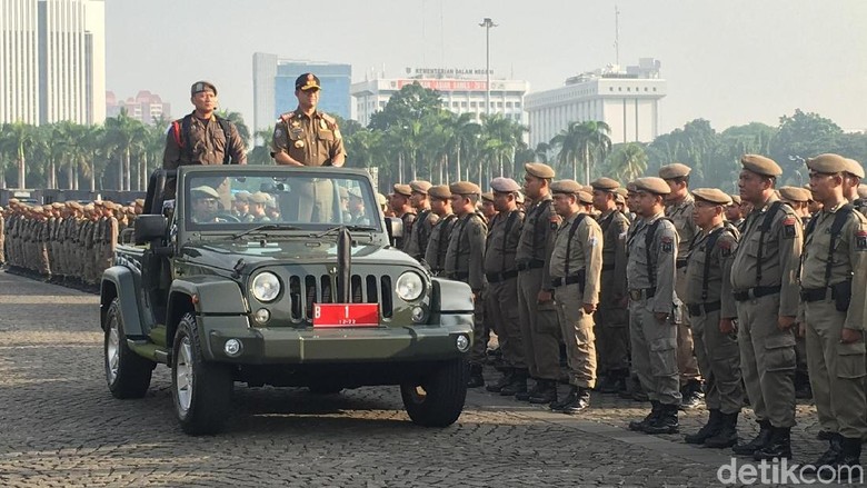 Anies ke Satpol PP: Pakai Cara Dialogis, Kedepankan Pancasila Anies ke Satpol PP: Pakai Cara Dialogis, Kedepankan Pancasila