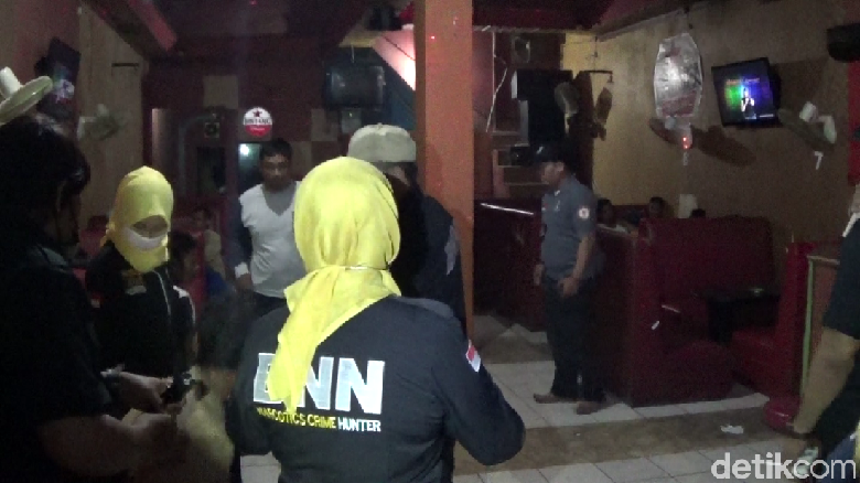 Gelar Razia Akhir Tahun, BNN Bone Amankan 9 Orang Positif Obat-obatan Gelar Razia Akhir Tahun, BNN Bone Amankan 9 Orang Positif Obat-obatan