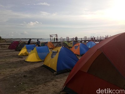 Malam Tahun Baru di Makassar, Ada Camping Beach Party Malam Tahun Baru di Makassar, Ada Camping Beach Party