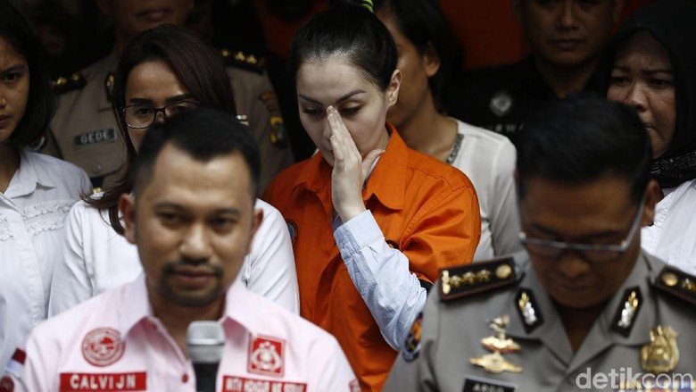 Pengacara: Perkara Narkoba Jennifer Dunn Tak Berhubungan dengan Faisal Haris Pengacara: Perkara Narkoba Jennifer Dunn Tak Berhubungan dengan Faisal Haris