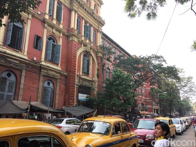 Foto: Lalu Lintas Kolkata yang Bikin Kamu Geleng Kepala Foto: Lalu Lintas Kolkata yang Bikin Kamu Geleng Kepala