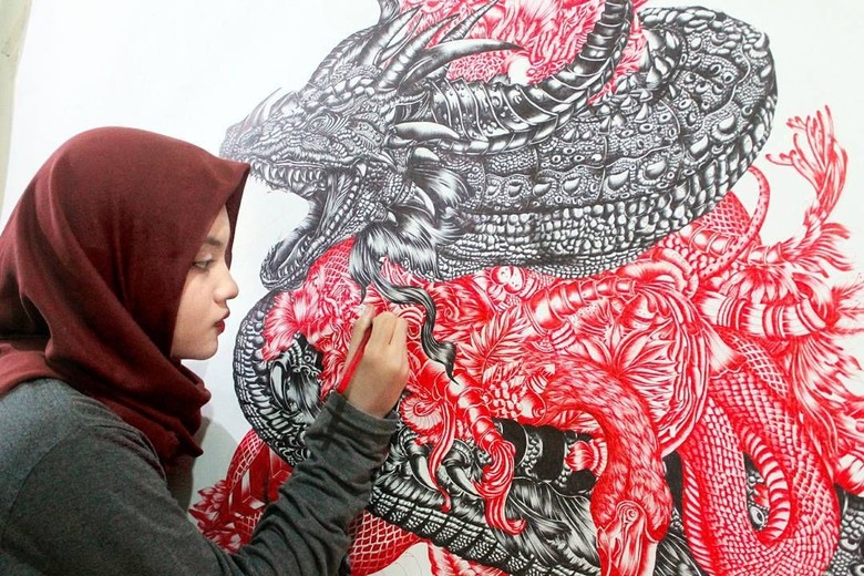 Anis Kurniasih, Seniman yang Melukis dengan Bolpoin Anis Kurniasih, Seniman yang Melukis dengan Bolpoin