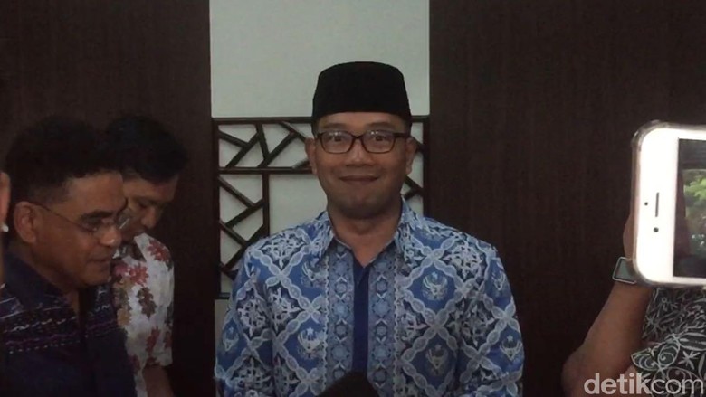 Ridwan Kamil Ketuk Pintu PDIP, Hasto: Kami Membuka