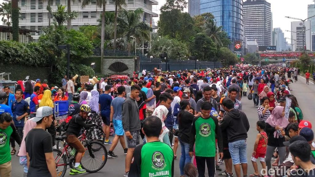 Ungkapan Hati Warga soal CFD Jakarta