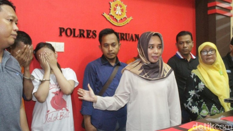 Istri Merengek Minta HP, Seorang Suami Nekat Bobol Rumah Kosong Istri Merengek Minta HP, Seorang Suami Nekat Bobol Rumah Kosong