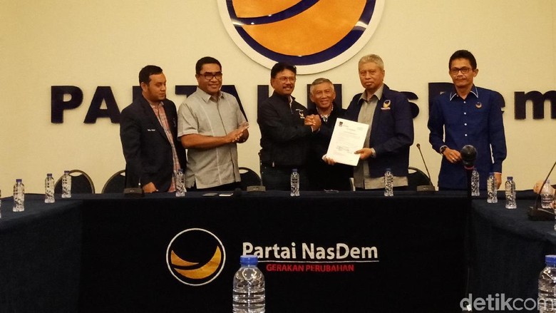 Nasdem Usung Burhan-Ishak untuk Pilgub Maluku Utara 2018 Nasdem Usung Burhan-Ishak untuk Pilgub Maluku Utara 2018