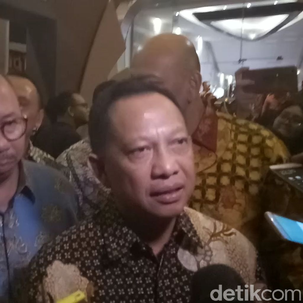 Pati Aktif Jadi Kader Partai, Kapolri: Sudah Proses Pengunduran Diri Pati Aktif Jadi Kader Partai, Kapolri: Sudah Proses Pengunduran Diri