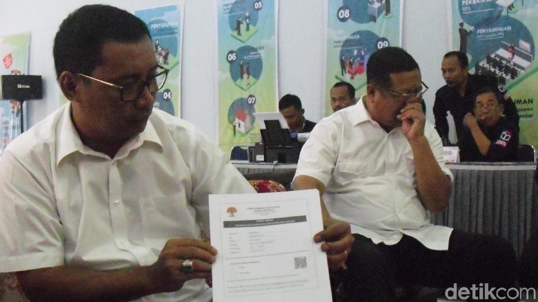 Calon Petahana Tulungagung Lengkapi Berkas Pendaftaran