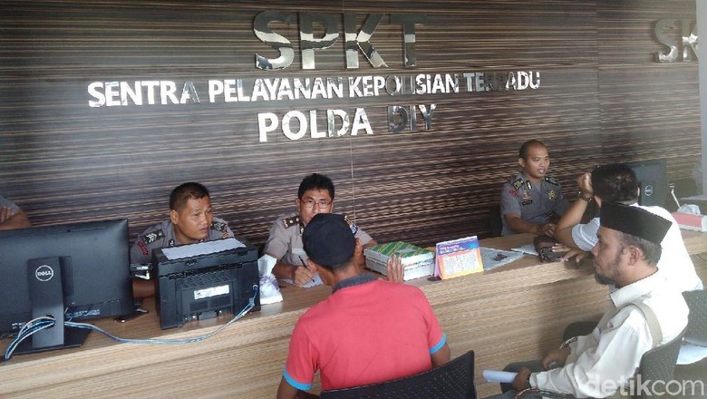 Ricuh Lahan Bandara Kulon Progo, Warga dan Aktivis Lapor Polda DIY Ricuh Lahan Bandara Kulon Progo, Warga dan Aktivis Lapor Polda DIY