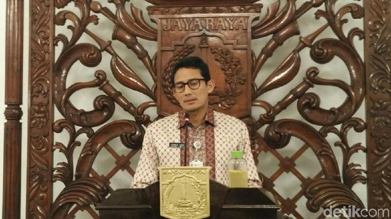 Lari Pagi, Sandiaga Dicurhati Sopir Metromini yang Ngeluh Trayek Lari Pagi, Sandiaga Dicurhati Sopir Metromini yang Ngeluh Trayek