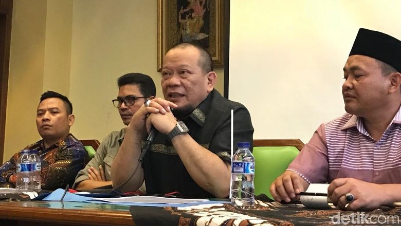 Peluru-peluru Tajam La Nyalla untuk Prabowo di Tahun Politik Peluru-peluru Tajam La Nyalla untuk Prabowo di Tahun Politik