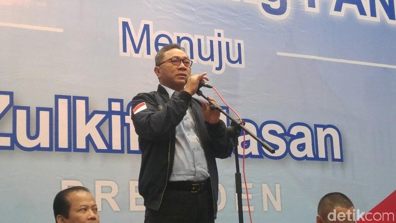 Zulkifli Puji Menteri Jokowi yang Tepis Tudingan Amien Pakai Data Zulkifli Puji Menteri Jokowi yang Tepis Tudingan Amien Pakai Data