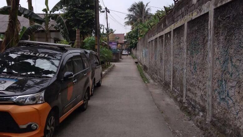 Payudara Diremas Pemotor, AM Menangis Saat Minta CCTV ke Warga Payudara Diremas Pemotor, AM Menangis Saat Minta CCTV ke Warga
