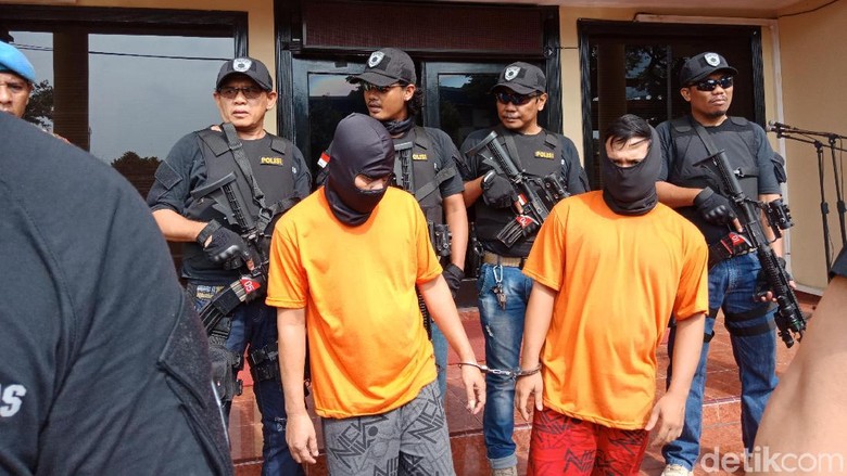 Polisi Masih Buru 3 Buron Perampok yang Sekap Bayi di Kedoya Polisi Masih Buru 3 Buron Perampok yang Sekap Bayi di Kedoya