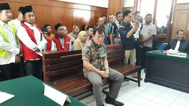 Dituntut 2,5 Tahun Penjara, Ini Pembelaan Bos Ekspedisi Dituntut 2,5 Tahun Penjara, Ini Pembelaan Bos Ekspedisi