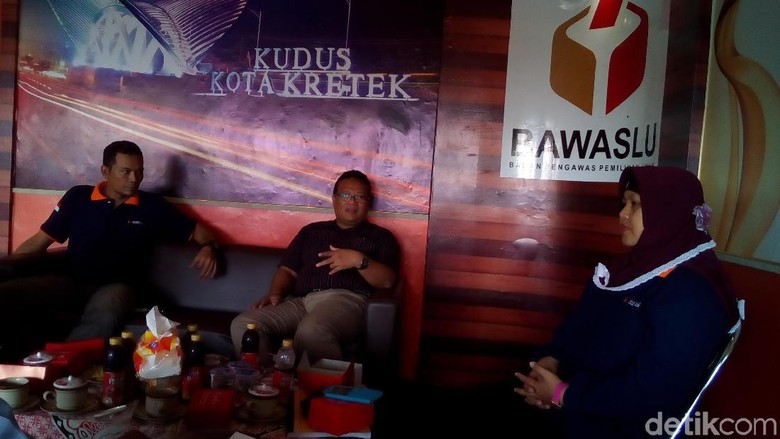Bawaslu Minta Penyelenggara Pemilu di Kudus yang Masuk Sipol Diganti Bawaslu Minta Penyelenggara Pemilu di Kudus yang Masuk Sipol Diganti