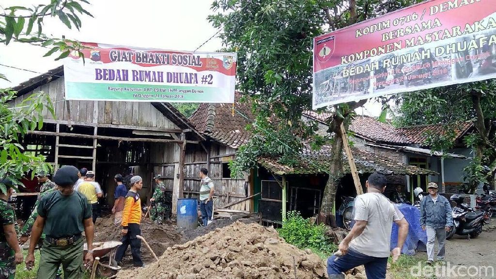 Rumah Gadis Autis yang Berteman Radio di Demak Kini Sedang Direnovasi