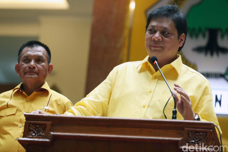 Ketum Golkar Apresiasi Anak Muda yang Remake Film Nasional Ketum Golkar Apresiasi Anak Muda yang Remake Film Nasional