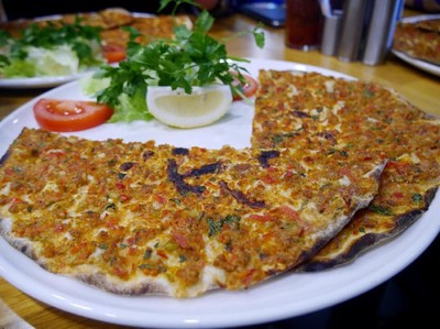Ini Lho Pizza ala Turki Ini Lho Pizza ala Turki