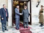 Foto: Jokowi Tiba di Afghanistan Beberapa Jam Setelah Ledakan