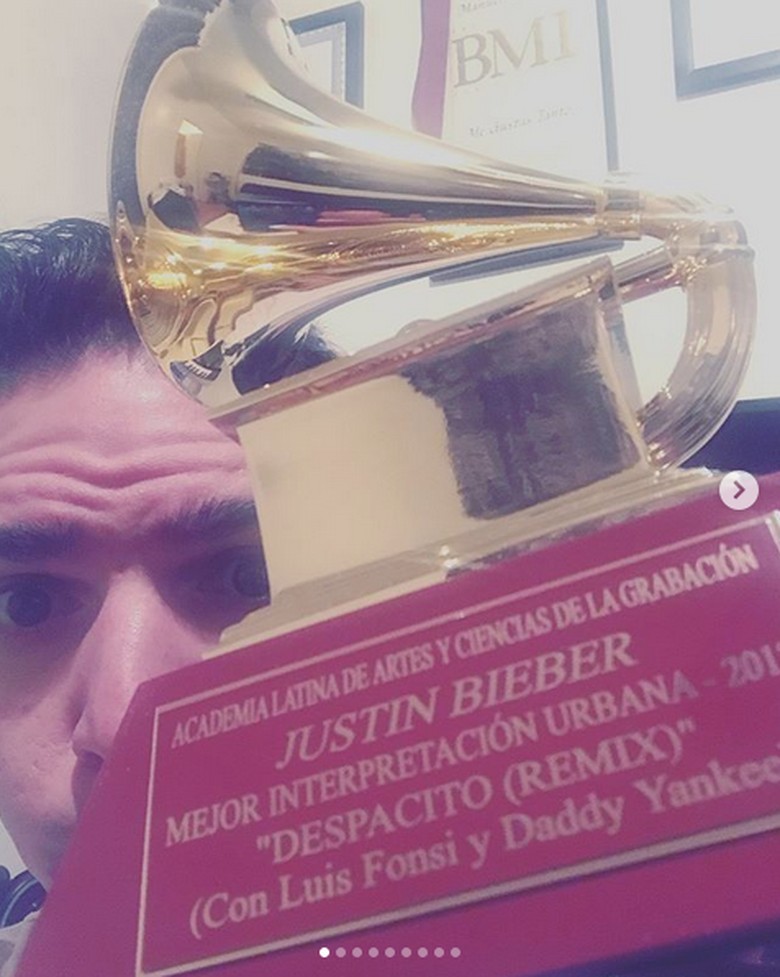 Salah Alamat, Piala Grammy Latin Justin Bieber Nyasar ke Orang Lain