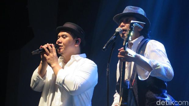 Intimnya Konser Padi yang 'Terlahir Kembali'