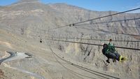 Flying Fox Ras Al Khaimah dengan dua lintasan