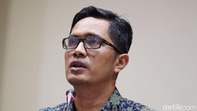 OTT Lampung Tengah Terkait Suap Persetujuan DPRD OTT Lampung Tengah Terkait Suap Persetujuan DPRD