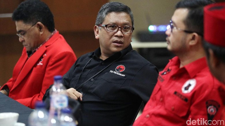 Sekjen PDIP Temui Ketum Golkar Bahas Pilpres dan Pilkada Sekjen PDIP Temui Ketum Golkar Bahas Pilpres dan Pilkada