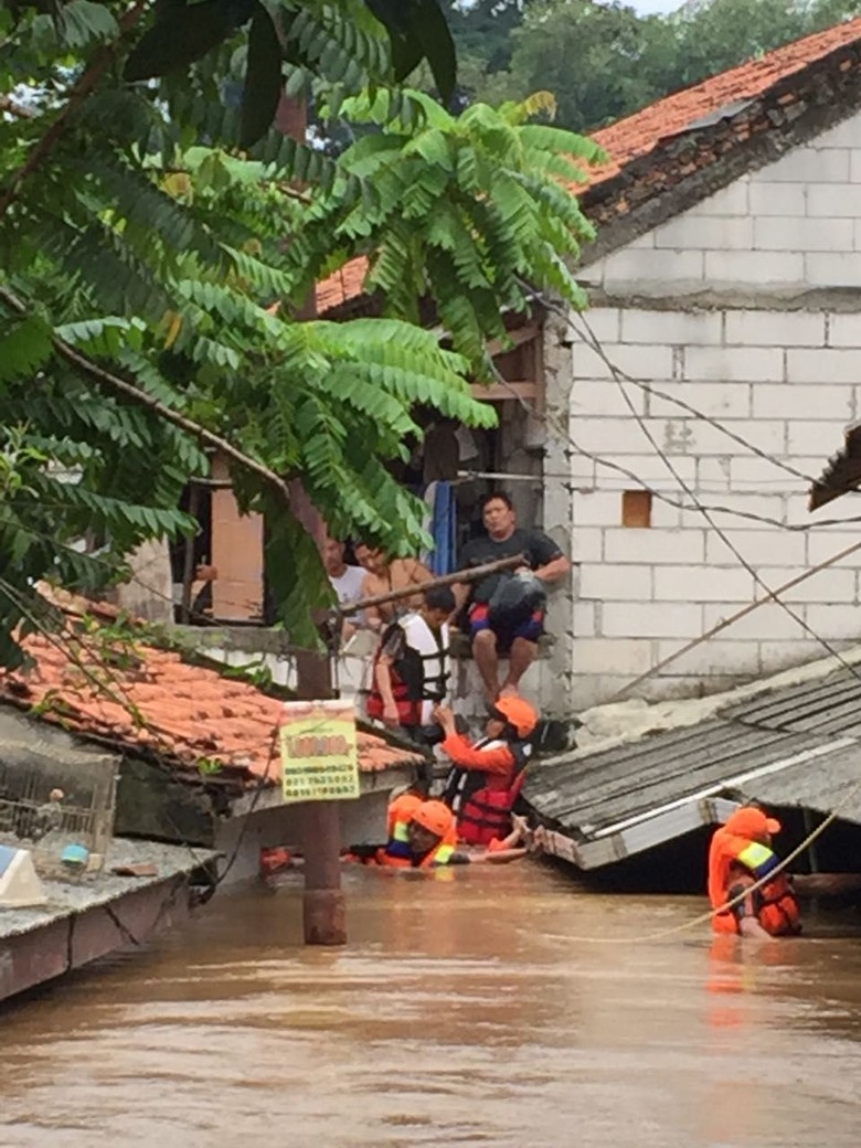 Jakarta Basarnas Banyak Warga Yang Tak Mau Dievakuasi