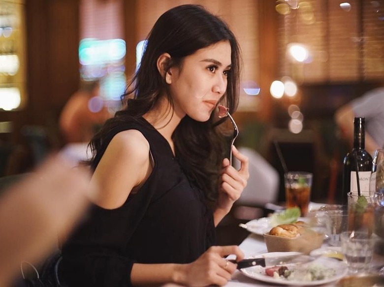 Billy Syahputra Selingkuh, Syahnaz Putuskan Tali Asmara Billy Syahputra Selingkuh, Syahnaz Putuskan Tali Asmara