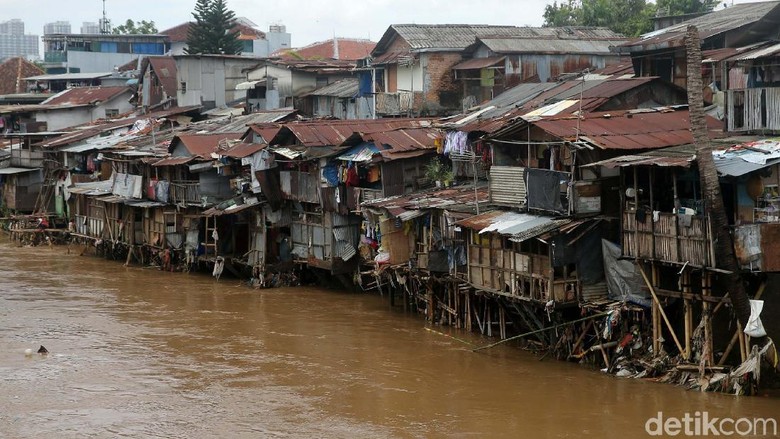 Pemprov DKI Kaji Konsep Naturalisasi Sungai yang Digaungkan Anies Pemprov DKI Kaji Konsep Naturalisasi Sungai yang Digaungkan Anies