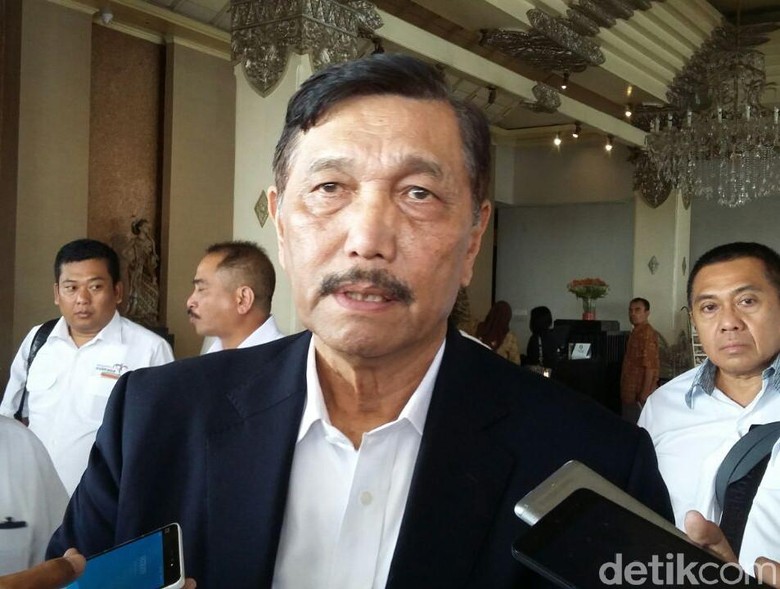 Apa Dosa Seniormu, Jenderal Luhut? Apa Dosa Seniormu, Jenderal Luhut?