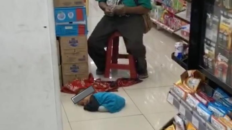 Viral Video Bocah Lemas di Minimarket Jakpus, Dinsos Turun Tangan Viral Video Bocah Lemas di Minimarket Jakpus, Dinsos Turun Tangan