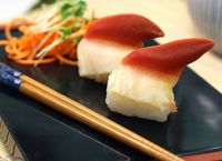 Waduh! Kerang di Atas Sushi Ini Masih Bergerak Hidup Sebelum Dimakan