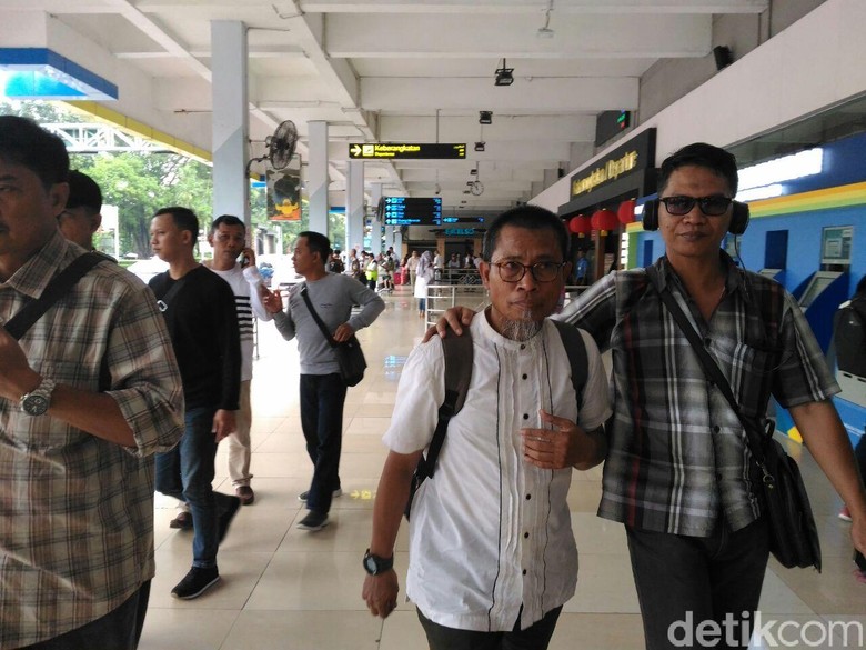 Buron Kasus Korupsi 11 Tahun Ditangkap di Halim Buron Kasus Korupsi 11 Tahun Ditangkap di Halim