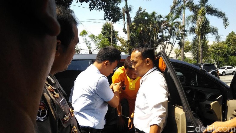 MUI Jatim Minta Pimpinan Daerah Redam Fenomena Orang Gila MUI Jatim Minta Pimpinan Daerah Redam Fenomena Orang Gila