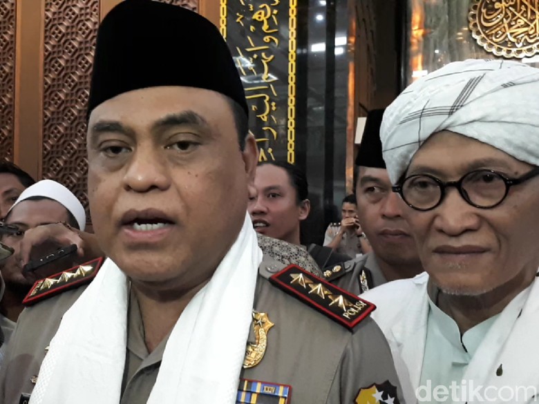 Polri Kejar Penyebar Hoax Penyerangan Tokoh Agama dan Tempat Ibadah Polri Kejar Penyebar Hoax Penyerangan Tokoh Agama dan Tempat Ibadah