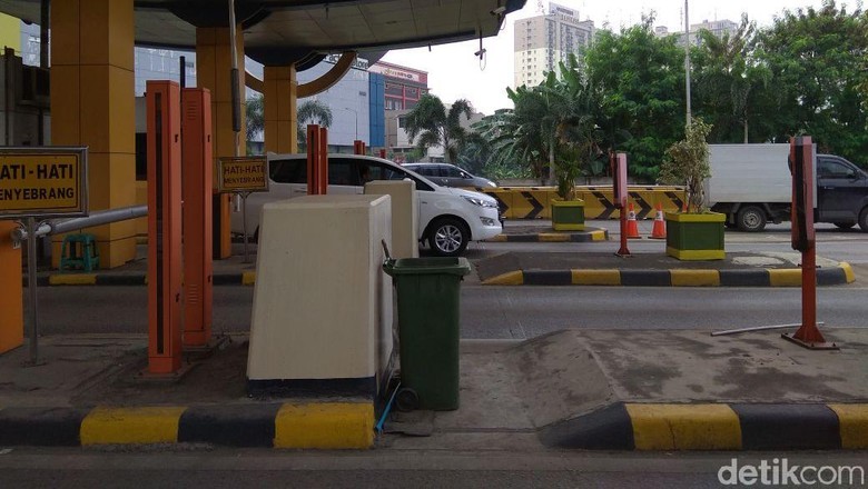 Ganjil-Genap di Tol Bekasi Barat dan Timur Kurangi Kemacetan Hingga 50 Persen Ganjil-Genap di Tol Bekasi Barat dan Timur Kurangi Kemacetan Hingga 50 Persen