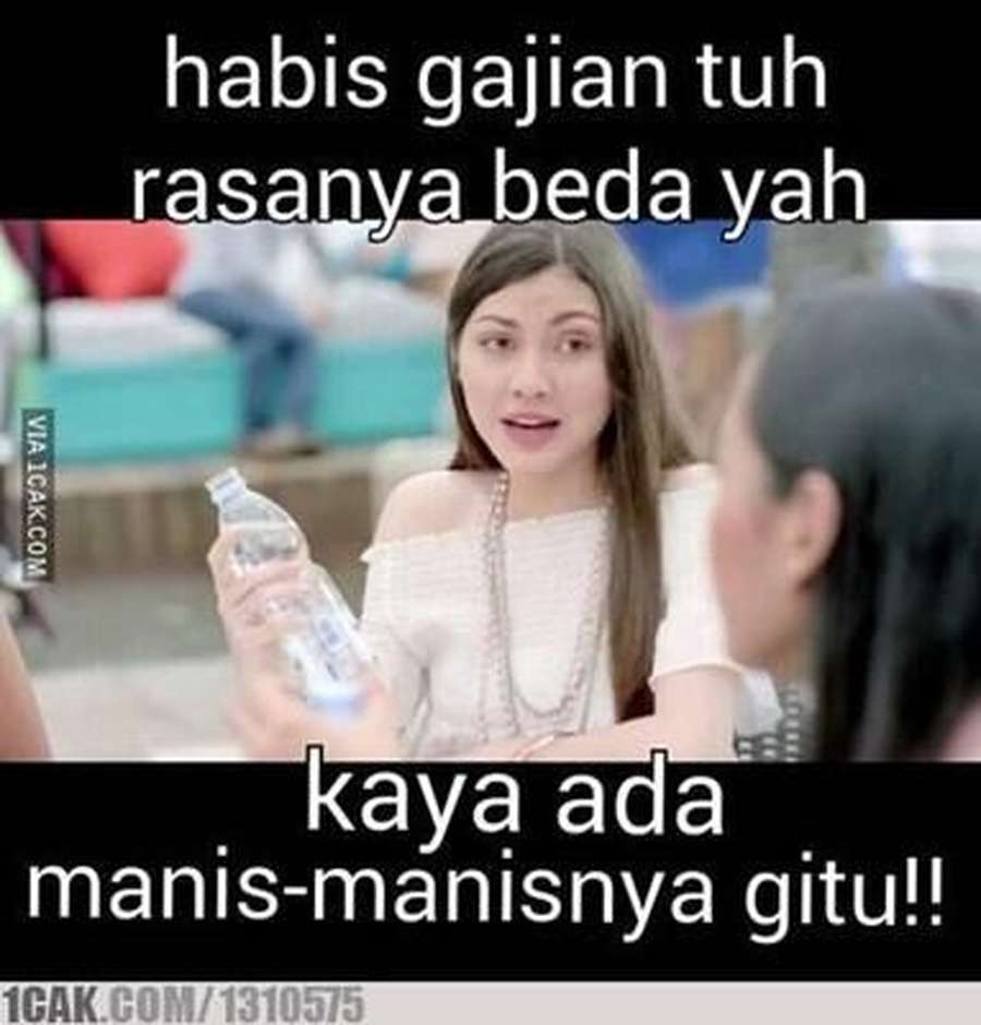 Gambar Meme Belum Gajian Keren Dan Kocak Update Status