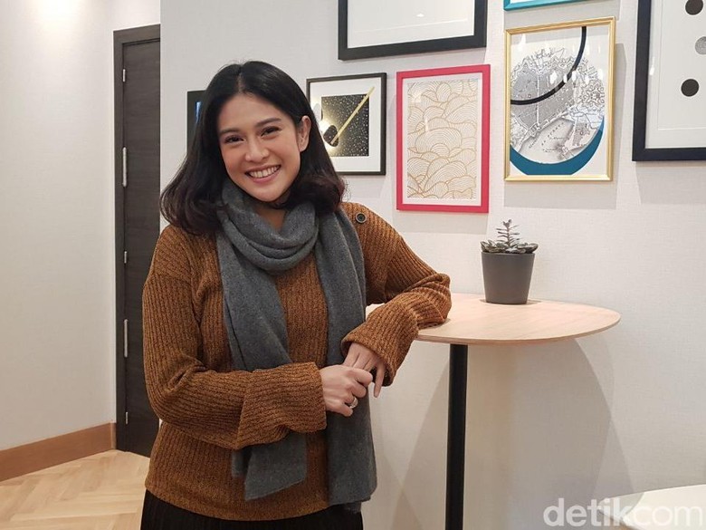 Suami Dipanggil KPK, Dian Sastro Sibuk Rapat Suami Dipanggil KPK, Dian Sastro Sibuk Rapat